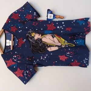 NEW Women's XS Wonder Woman Scrub Top Tooniforms DC Comics Superhero Stars ⭐